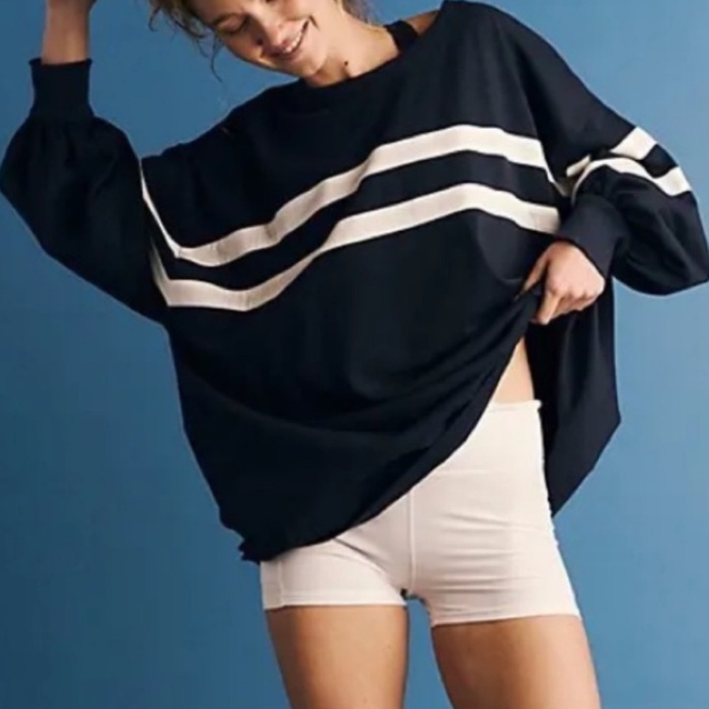 Free People Movement Post Up Layer in Navy - Picture 2 of 8